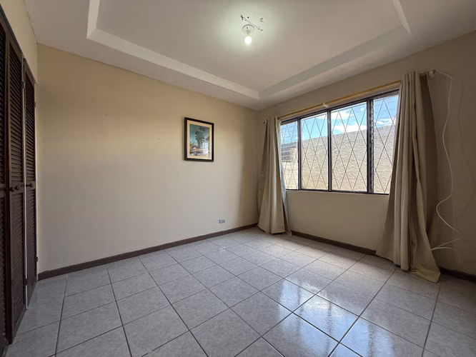 Venta de apartamento en 2da Planta en la Florida de Tibás - Imagen 10