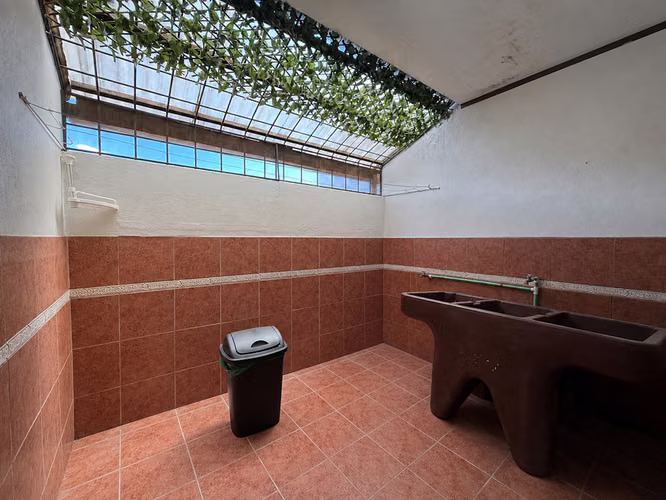 Venta de apartamento en 2da Planta en la Florida de Tibás - Imagen 5