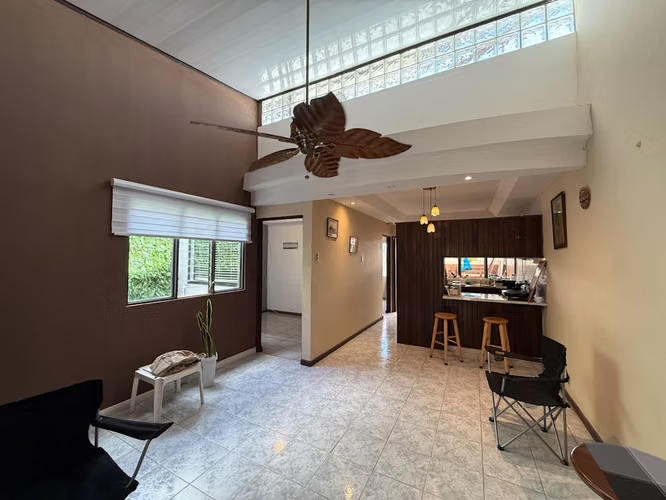 Second-Floor Apartment for Sale in La Florida, Tibás