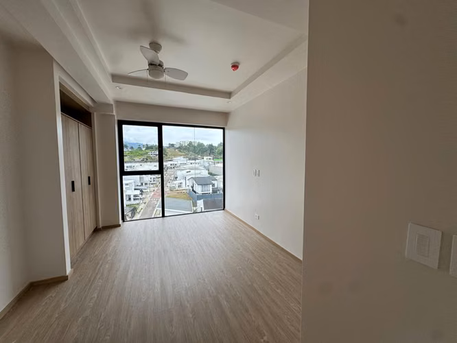 Penthouse Golfside | Lujo, amplitud y vistas espectaculares en Curridabat - Imagen 11