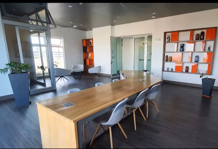 SE ALQUILA APARTAMENTO AMUEBLADO, Tibás Piso 11 con balcón - Imagen 9