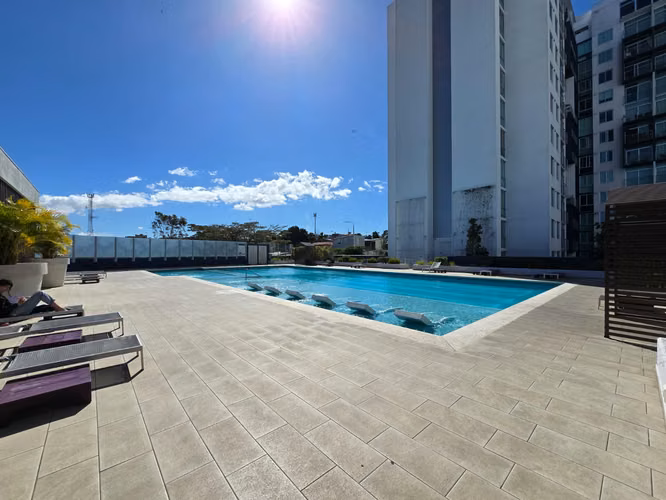 SE ALQUILA APARTAMENTO AMUEBLADO, Tibás Piso 11 con balcón - Imagen 6
