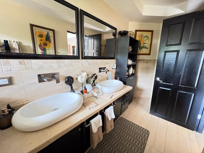 Casa Independiente en Venta en Santa Ana Centro | 4 Habitaciones | 280 m² - Imagen 10