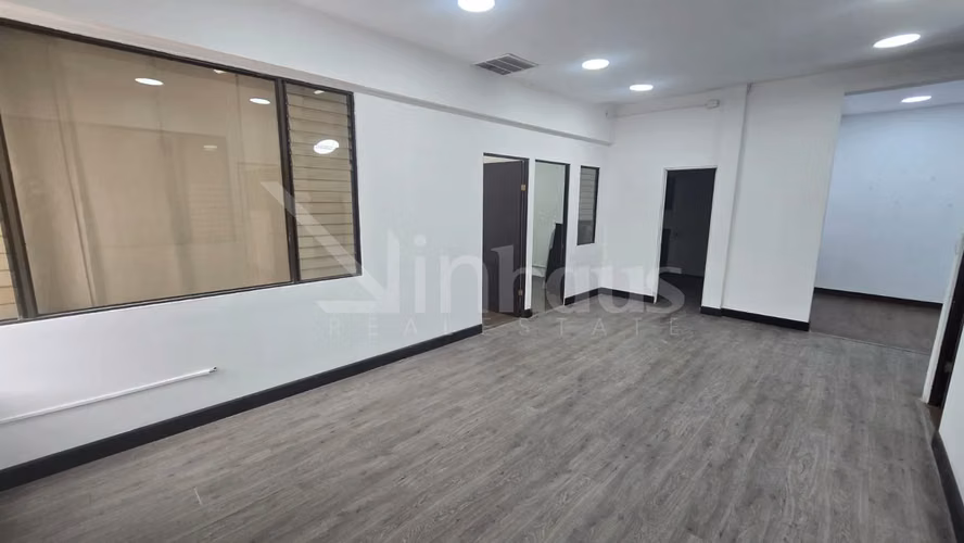 Alquiler de Oficina en Torre Ayarco, Curridabat - Imagen 2