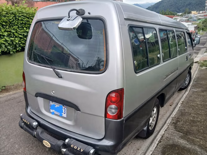 HYUNDAI GRACE 2003