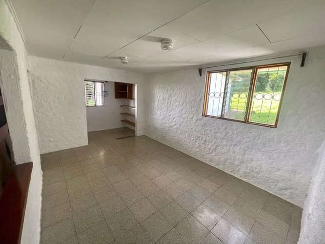 Casa de Campo 2.5 habitaciones rodeada por naturaleza