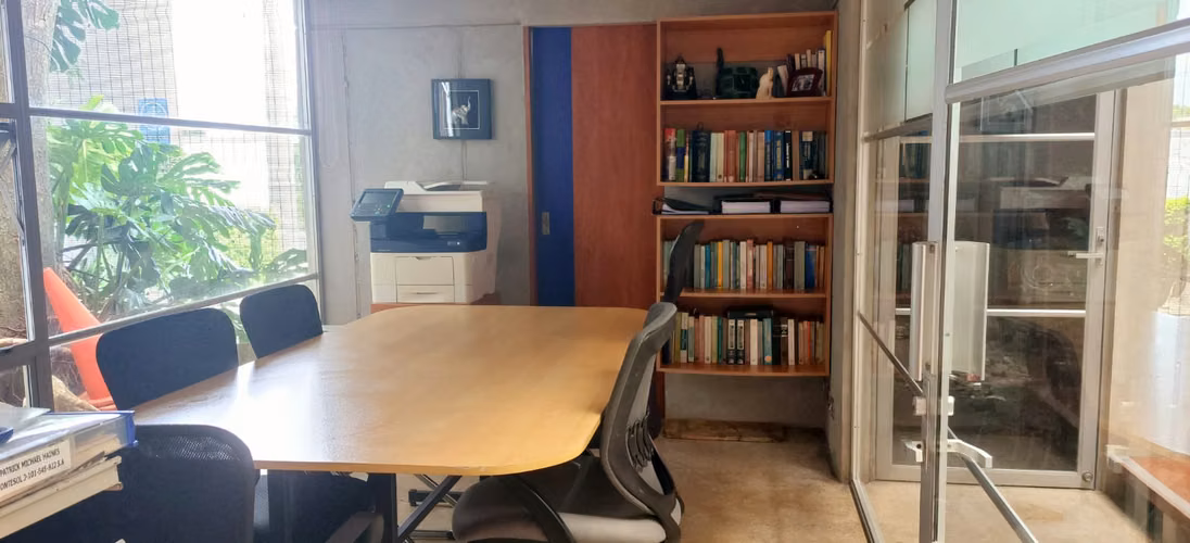 Se alquila oficina en Santa Ana 14 m² | Servicios incluidos - Imagen 5