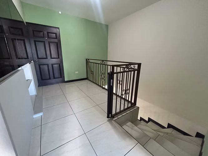 Casa en Alquiler de 3 Habitaciones en Residencial Privado - Imagen 14