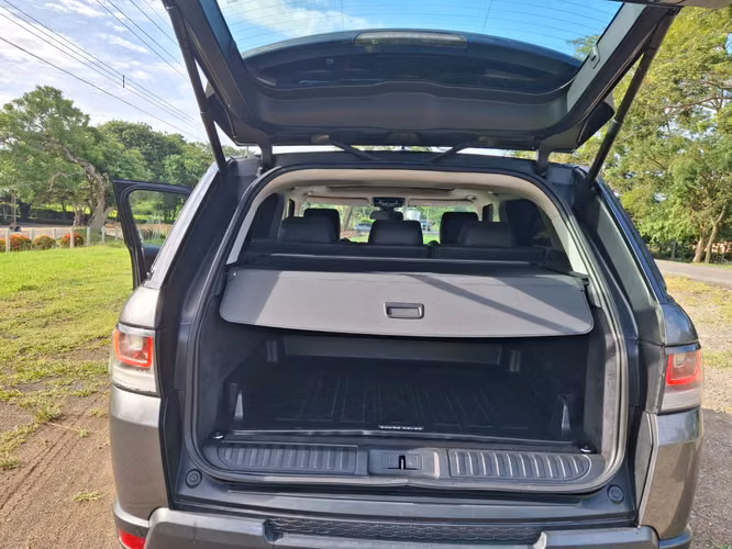 RANGE ROVER SPORT HSE - Imagen 9