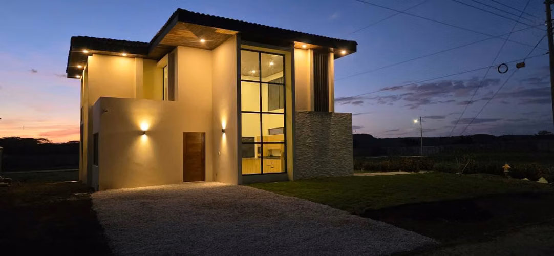 Alquiler de Casa AMUEBLADA en CONDOMINIO LA TAJONA-Guanacaste. - Imagen 3