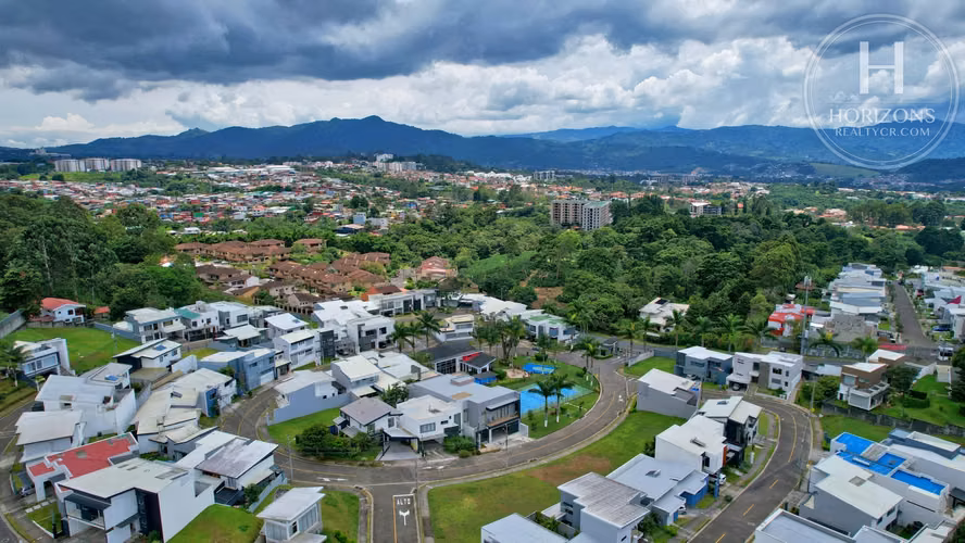 Lote en Sabanilla Condominio Rialto 252 m² Plano Construcción Libre NJA1435GR