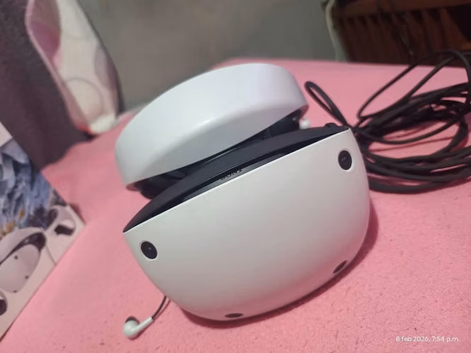 SE VENDE LENTES VR2 PS5 REALIDAD VIRTUAL ( NO CAMBIO )