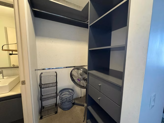 Apartamento de alquiler con línea blanca en la Sabana - Imagen 10