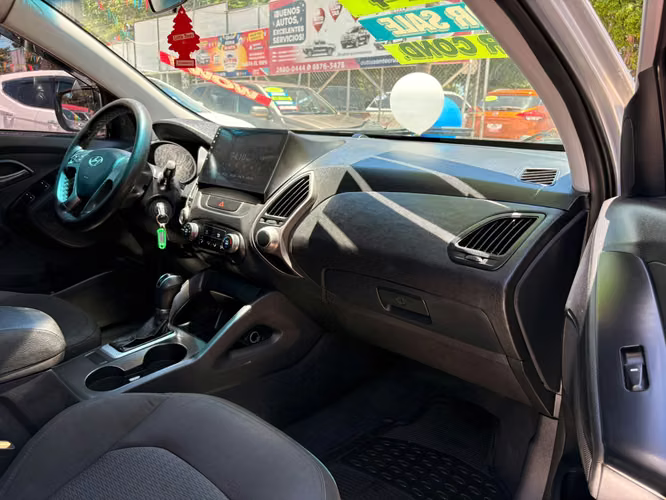 HYUNDAI TUCSON GL-2014-AUTO-SHIFT TRONIC-4X4-8.475.000