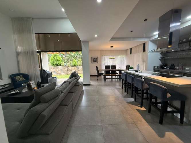 SE VENDE CASA CONDOMINIO SANTO TOMÁS