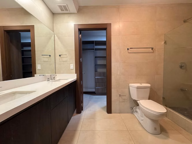 Apartamento en alquiler en torre exclusiva en Escazú - Imagen 8