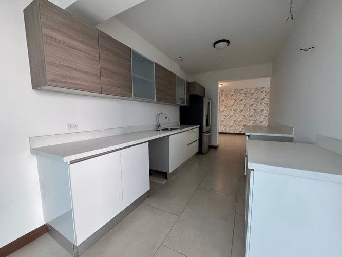 Apartamento en alquiler en torre exclusiva en Escazú - Imagen 5