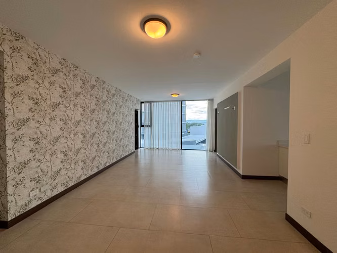 Apartamento en alquiler en torre exclusiva en Escazú - Imagen 6