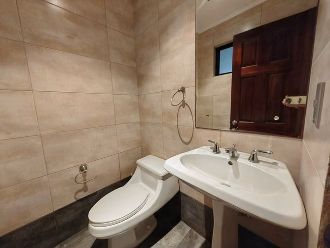 Casa en alquiler en condominio de Santa Ana - Imagen 18