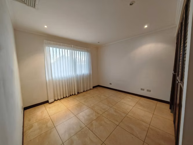 Casa en alquiler en condominio de Santa Ana - Imagen 17