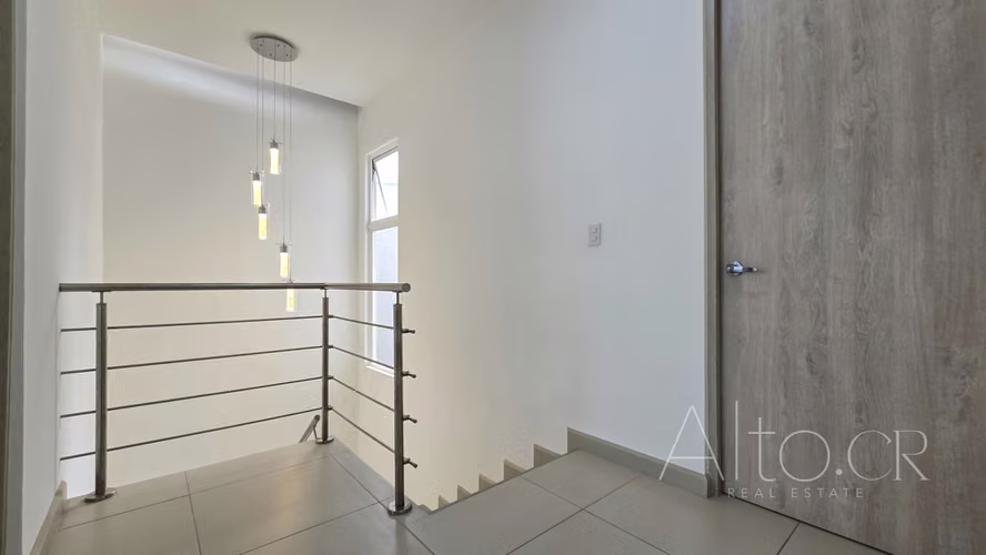 CASA NUEVA  EN  SANTA ANA CON AMENIDADES PREMIUM - 3 HABITACIONES