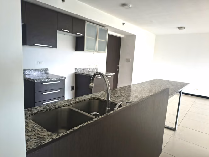 ALQUILER APARTAMENTO $ 1.550 ROHRMOSER