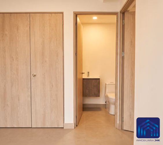 APARTAMENTO A PRECIO DE OPORTUNIDAD EN SKYHOUSE, 120K USD CON CESION DE CONTRATO! - Imagen 6