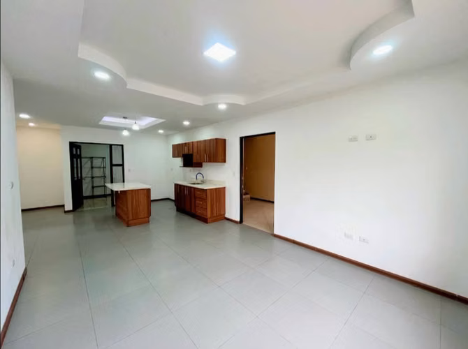 Alquiler de apartamento en la Uruca