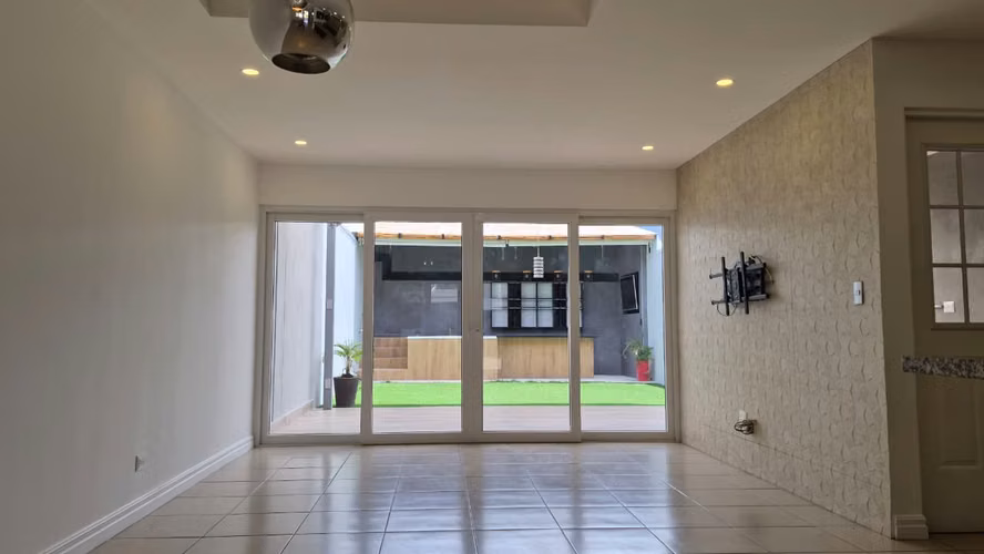 Casa en Alquiler Condominio en Guachipelín, Escazú - Imagen 4