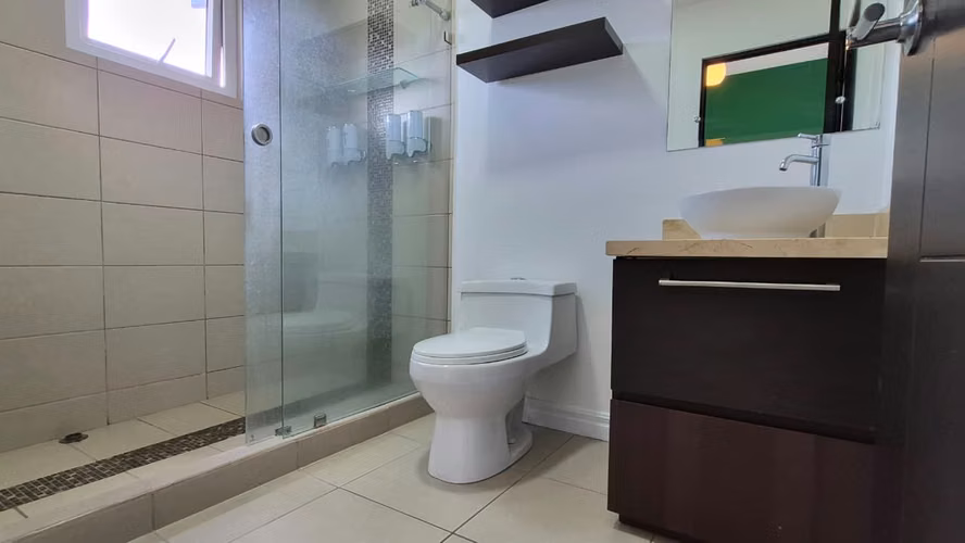 Casa en Alquiler Condominio en Guachipelín, Escazú - Imagen 9