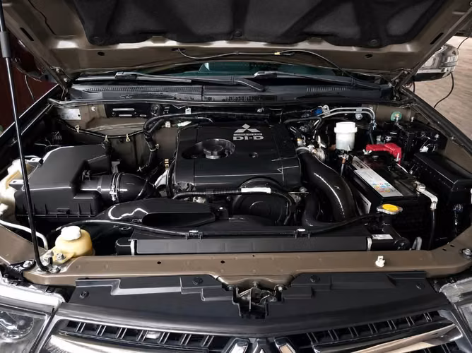 Mitsubishi Montero Sport 2016 4x2 Diésel