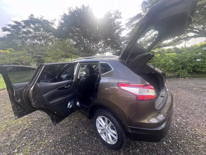 NISSAN QASHQAI  ,UNICO dueño desde agencia, listo para traspaso1 - Imagen 6