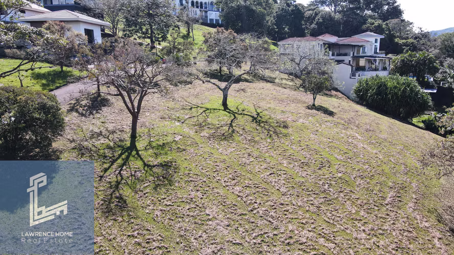 Lote Privilegiada de mas de 1,014m² en Condominio Residencial Altamira, Brasil de Santa Ana. - Imagen 11