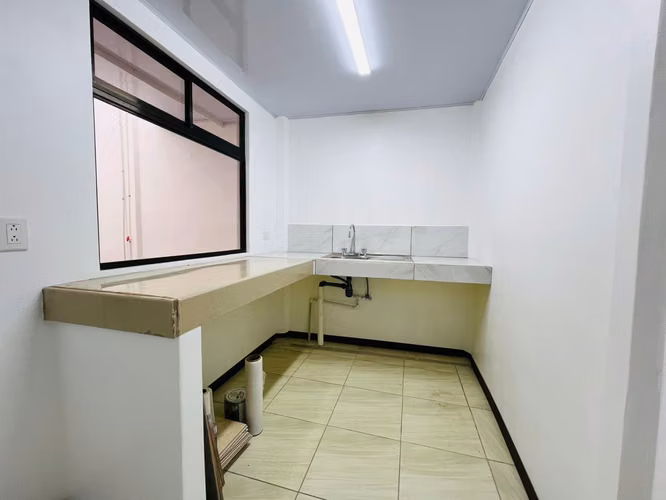 ALQUILER OFICINAS CONSULTORIOS CARTAGO