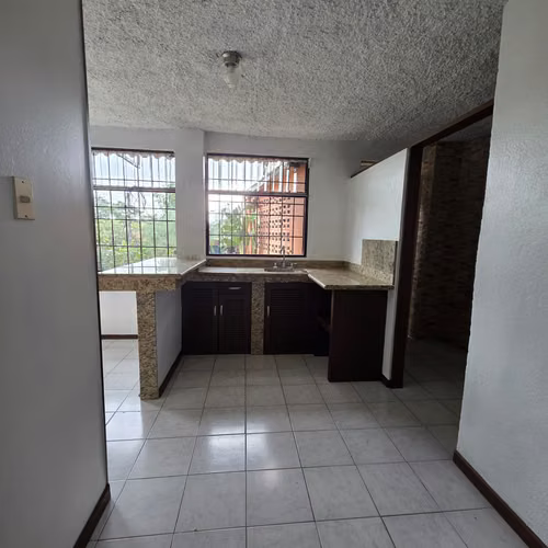 Apartamento en alquiler Curridabat