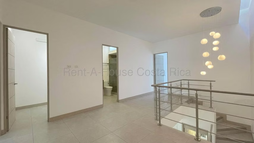 Venta de casa en Guachipelín Escazú - Imagen 6