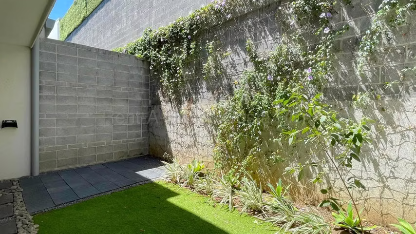 Venta de casa en Guachipelín Escazú - Imagen 4