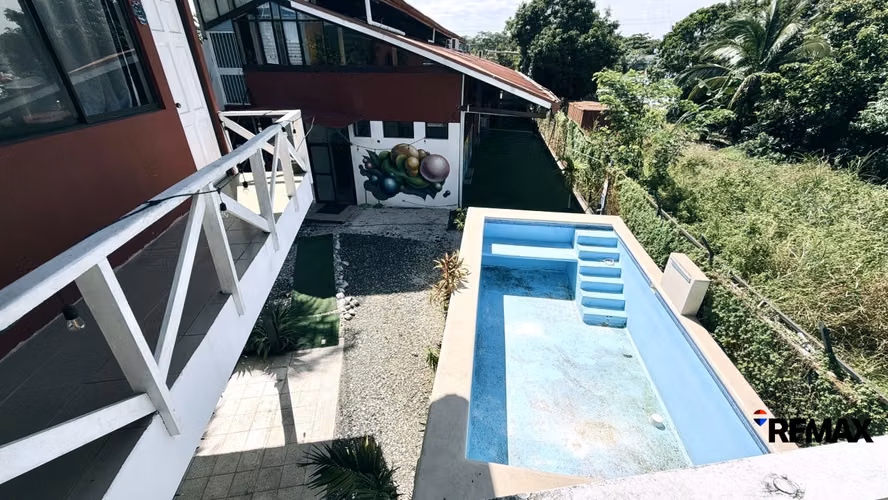 Oportunidad de Inversión en Terreno en Jacó Beach