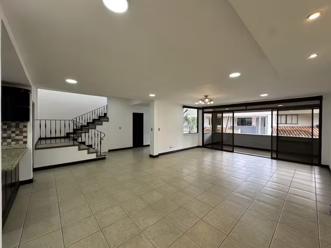 Guachipelín Escazú | 230 m² | 3 Habitaciones + Oficina - Imagen 8