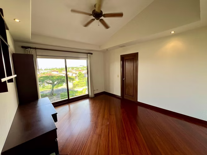 VENTA/ALQUILER Casa en condominio en Escazú | Lote de 991 m² (MJ) - Imagen 5