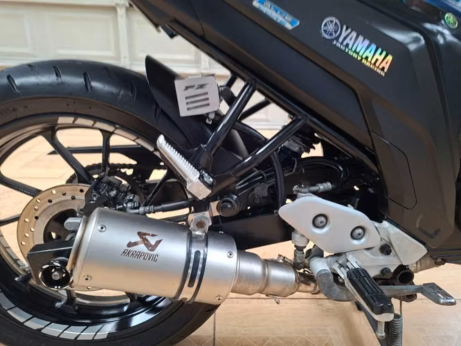 Yamaha FZ250