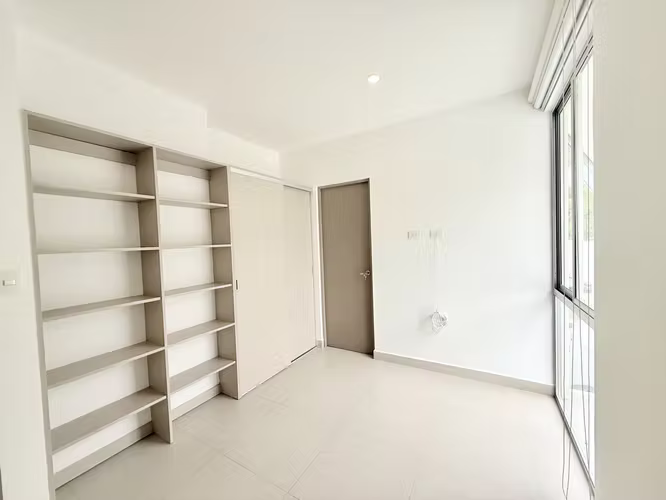 Alquiler de hermosa casa de 2 habitaciones con baño privado - Imagen 13