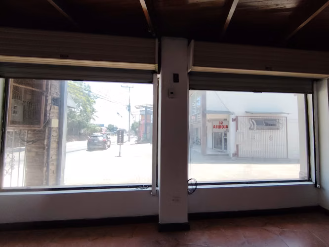 Local Comercial Alajuela- parqueo- Fte calle - Imagen 12