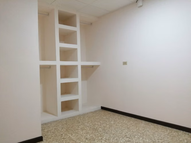 Apartamento de 2 habitaciones en Barrio Otoya - Imagen 4