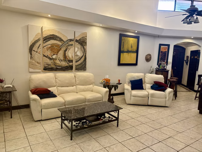 Condo Amueblado de 2 Habitaciones / 2 Baños en Comunidad Tipo Resort con Jardines – Santa Ana #27349 - Imagen 4
