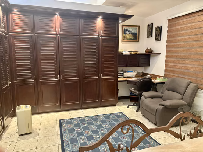 Condo Amueblado de 2 Habitaciones / 2 Baños en Comunidad Tipo Resort con Jardines – Santa Ana #27349 - Imagen 9