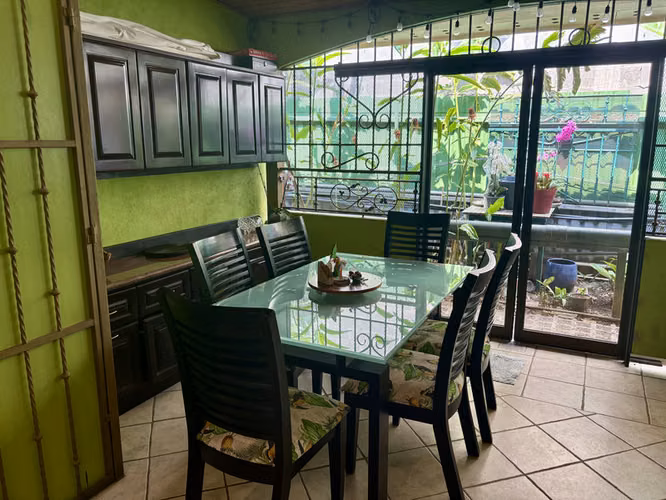 Condo Amueblado de 2 Habitaciones / 2 Baños en Comunidad Tipo Resort con Jardines – Santa Ana #27349 - Imagen 12