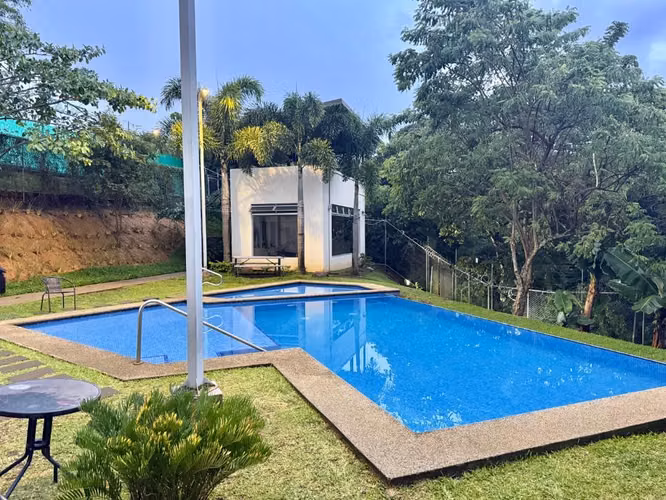 Amplia en venta | Condominio Villa Real | Heredia Centro - Imagen 5