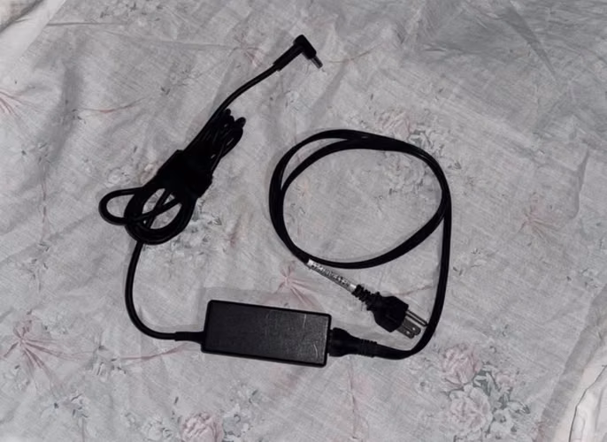 LAPTOP HP 14 negociable 