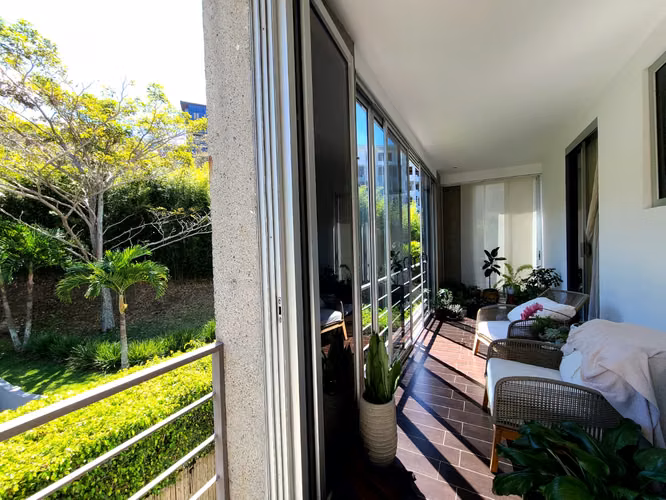 ALQUILER¡ LINDO AMPLIO CON LINDA VISTA 2 HAB/ 2BAÑOS 2 PARQUEOS - Imagen 9